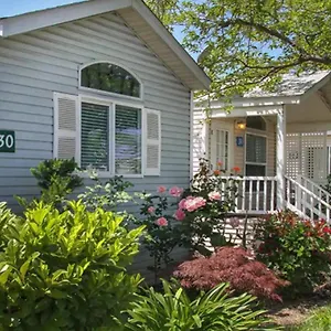 https://arden-acres-executive-suites-cottages.bestsacramentohotels.com